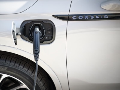 2022 Lincoln Corsair Grand Touring Shown