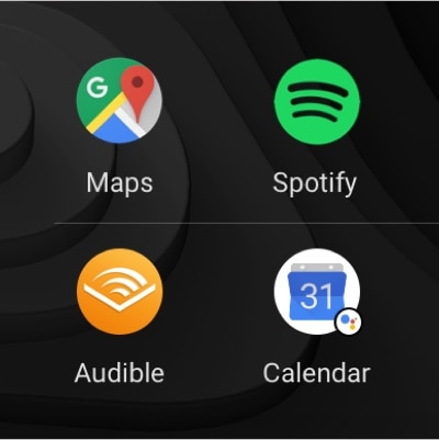 La interfaz Android Auto se muestra en la pantalla táctil central de un vehículo Lincoln.
