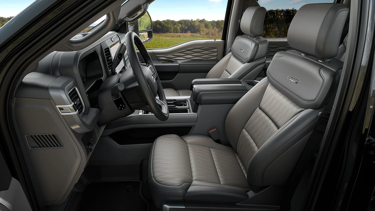 A driver’s side angle of the refined Super Duty® truck interior.